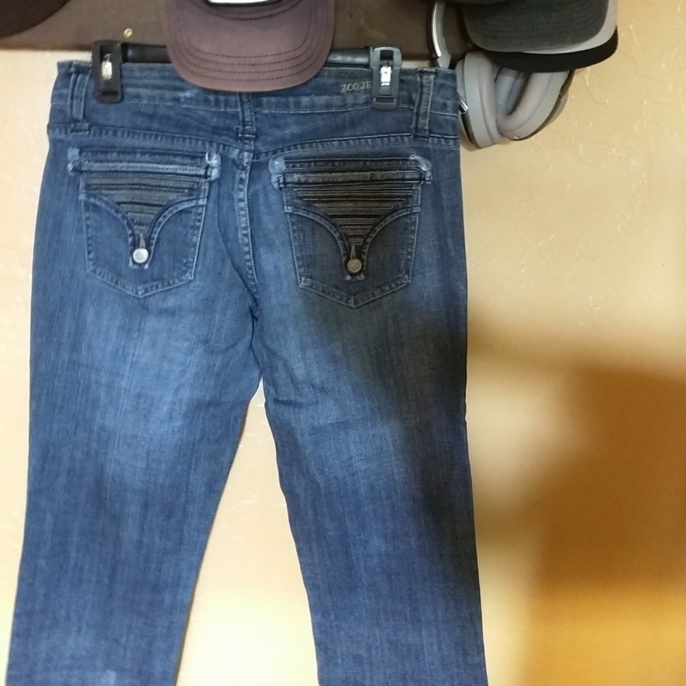 Jeans - Picture 2 of 2